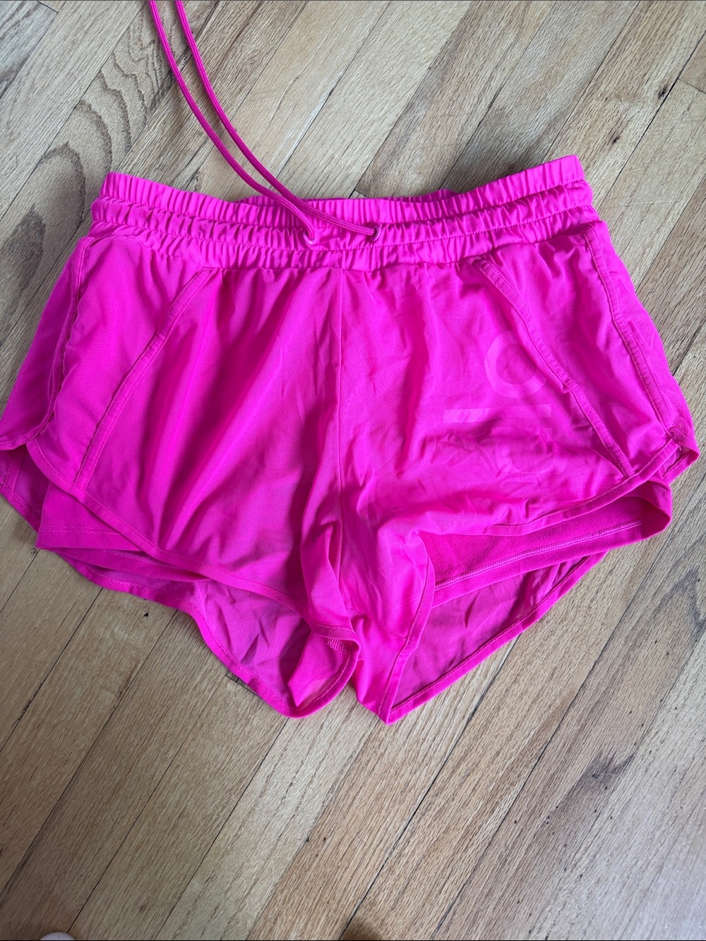 ALO Yoga Neon Pink Athletic Running Shorts